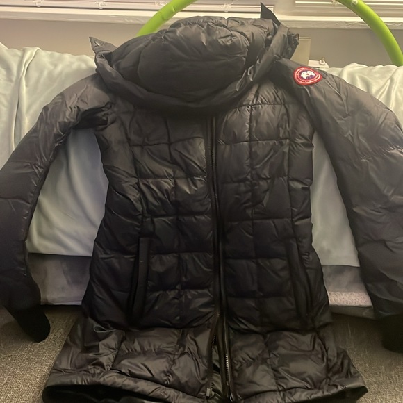 Canada goose size S black Ellison jacket women’s - Picture 4 of 8